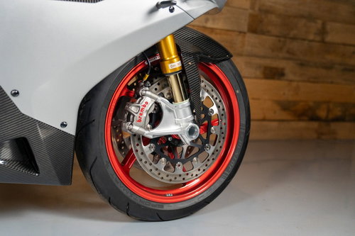 Norton V4 sv 27
