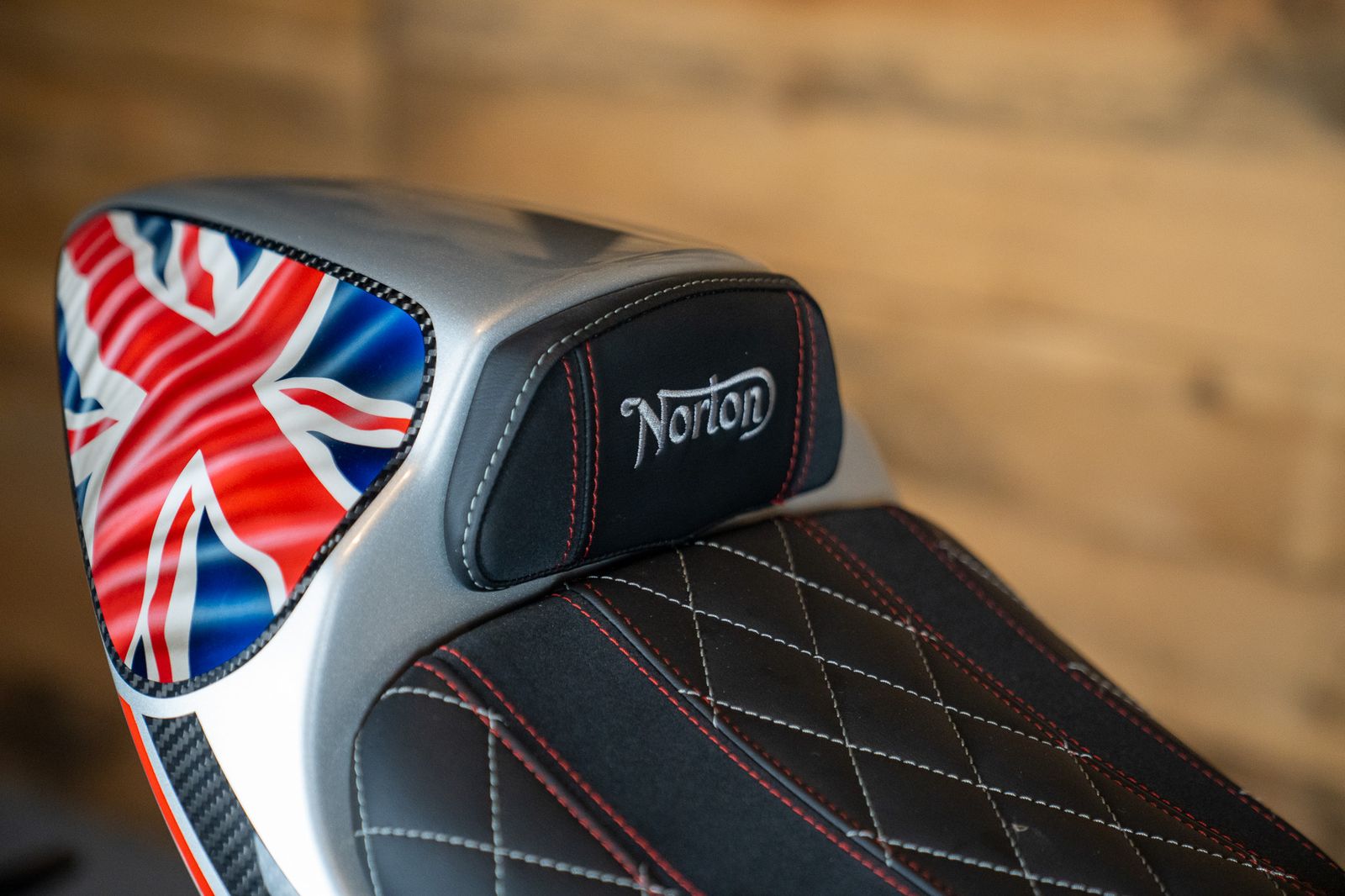 Norton V4 sv