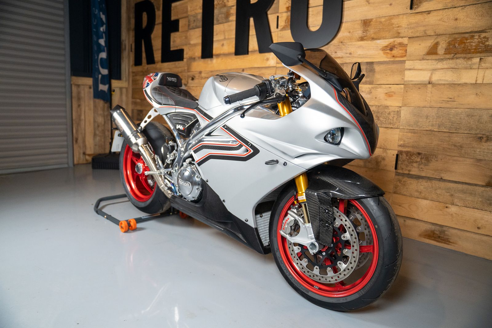 Norton V4 sv