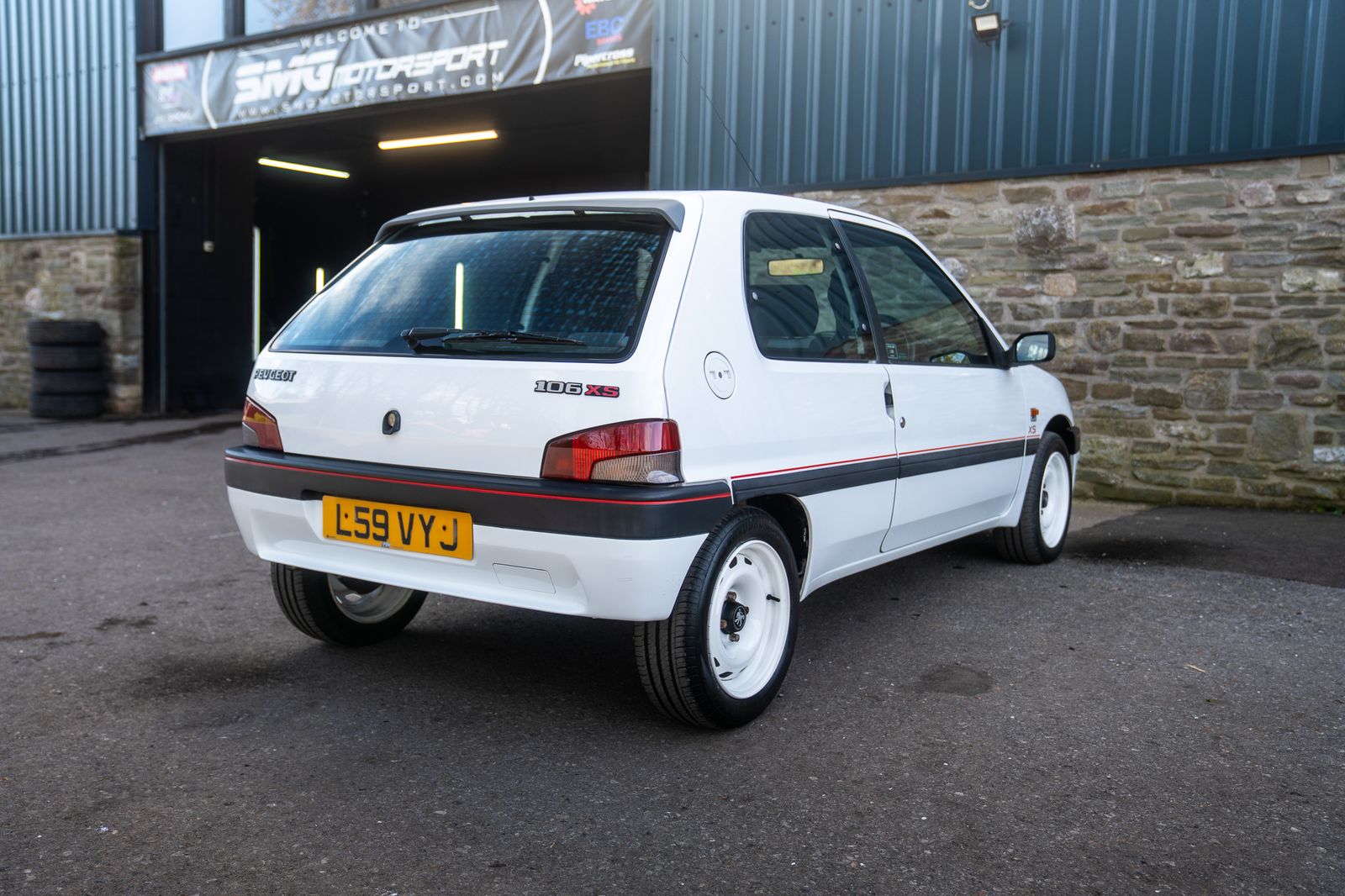Peugeot 106