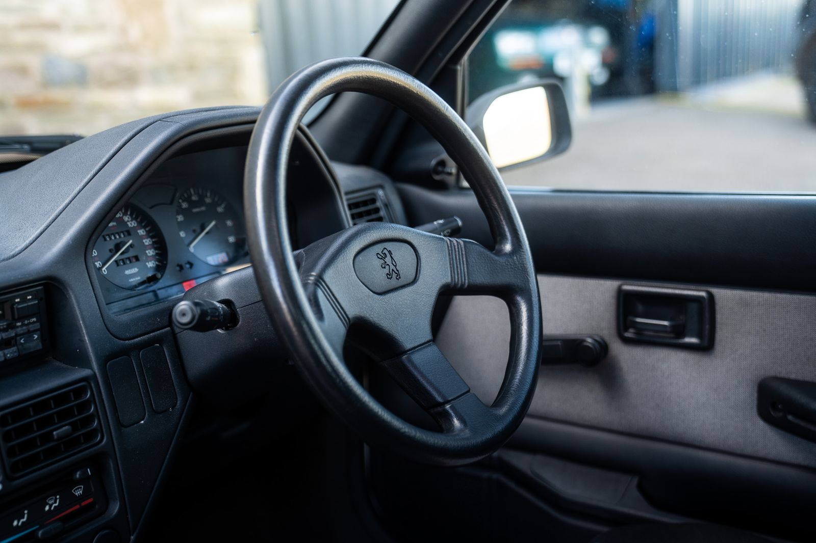 Peugeot 106