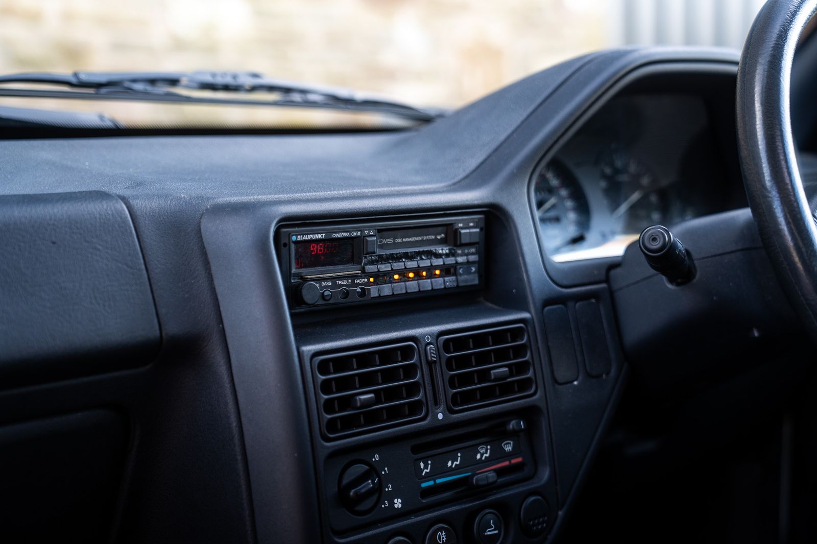 Peugeot 106