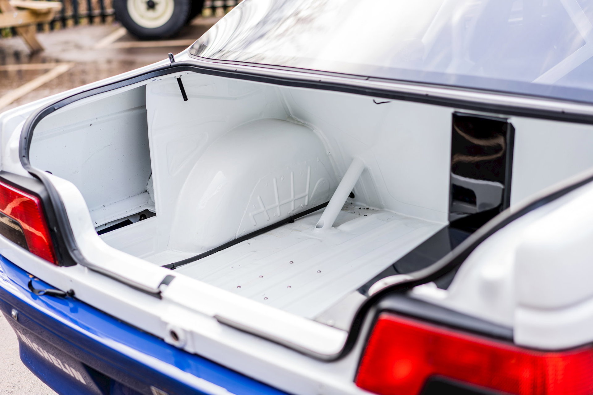 Peugeot 405