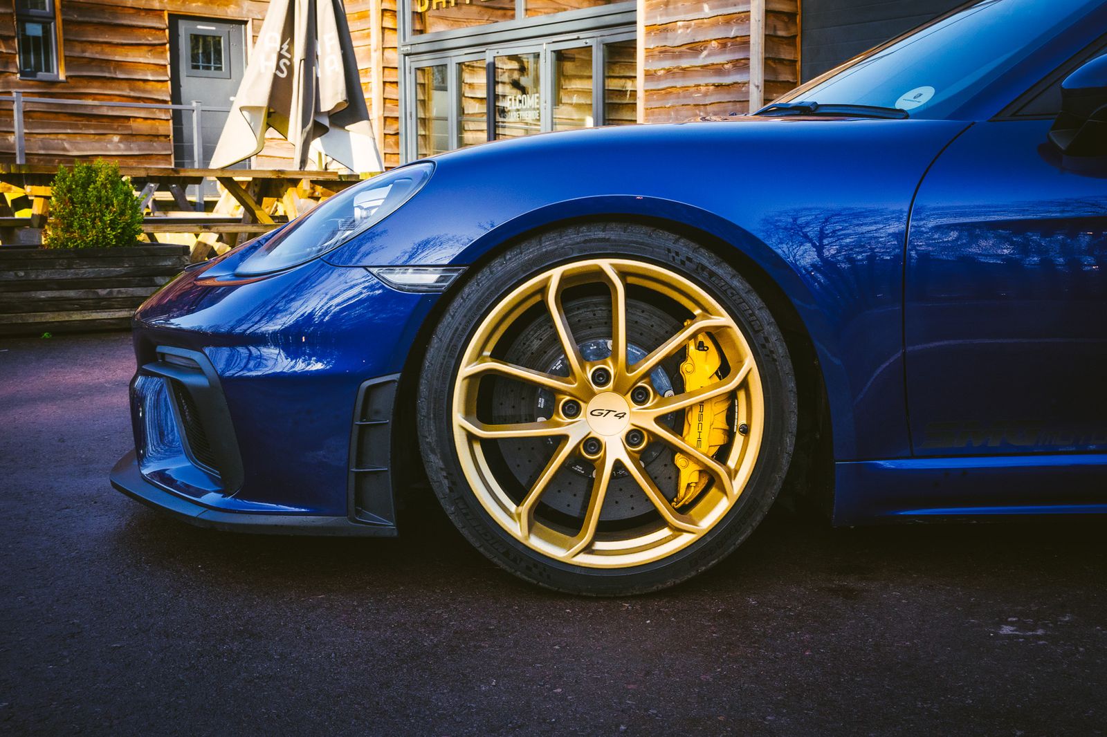 Porsche 718