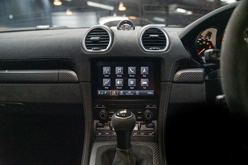 Porsche 718 20
