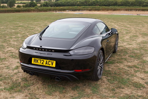 Porsche 718 Cayman 34