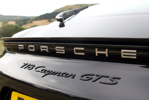 Porsche 718 Cayman 64