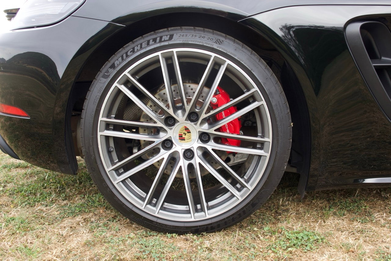 Porsche 718 Cayman