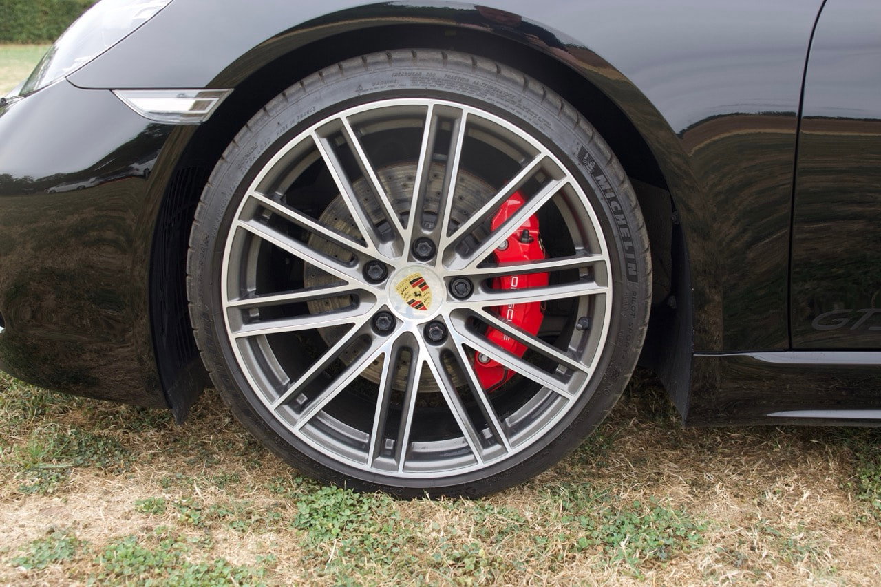 Porsche 718 Cayman
