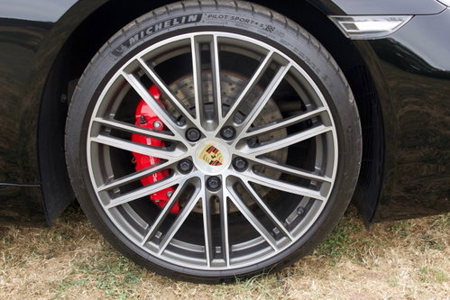 Porsche 718 Cayman 57