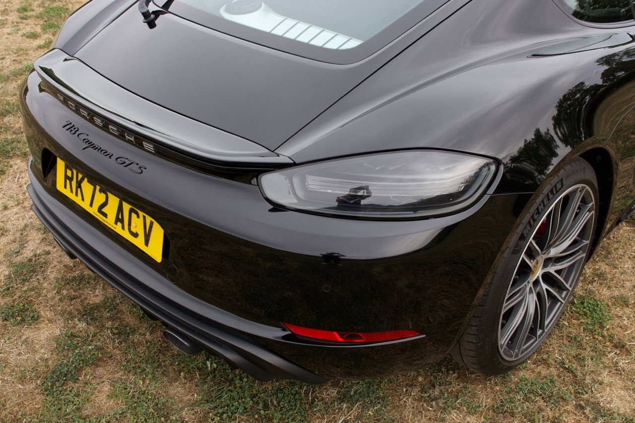 Porsche 718 Cayman