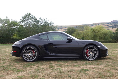 Porsche 718 Cayman 63