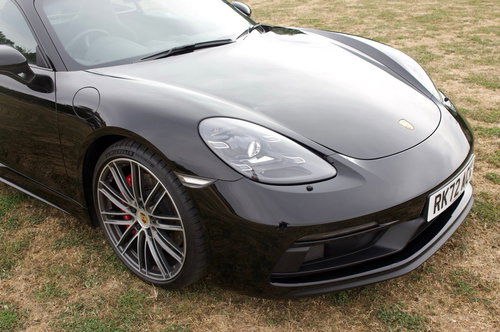 Porsche 718 Cayman