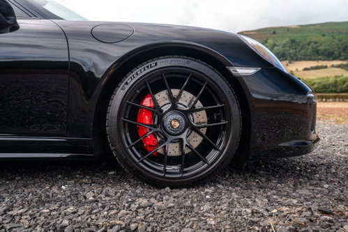 Porsche 911 17