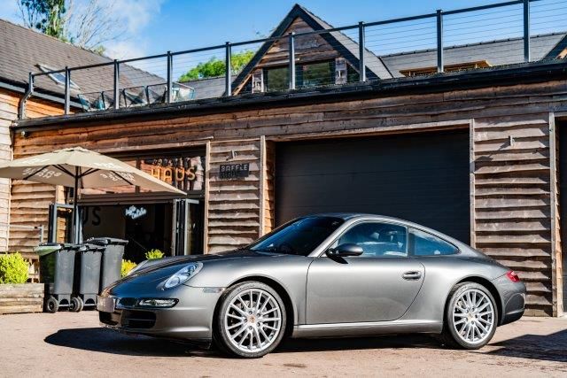 Porsche 911 3.6 carrera 2