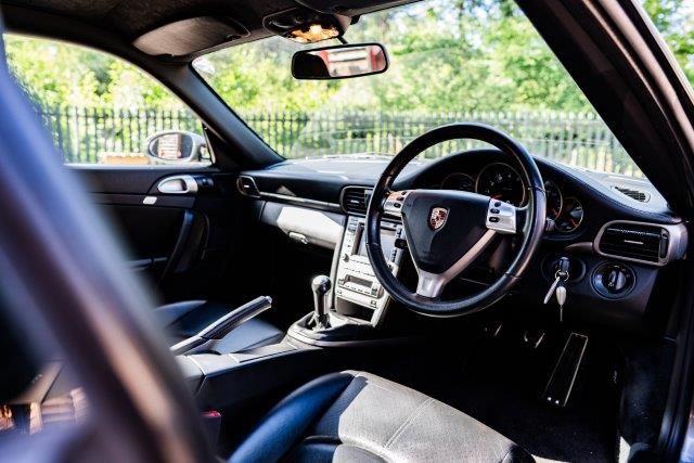 Porsche 911 3.6 carrera 2
