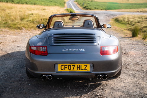 Porsche 911 8