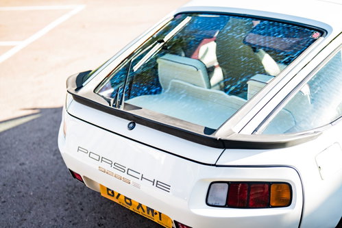 Porsche 928 5