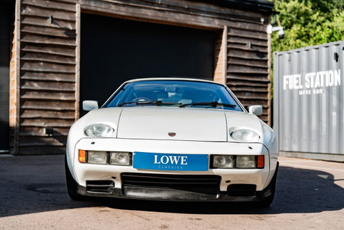 Porsche 928 1