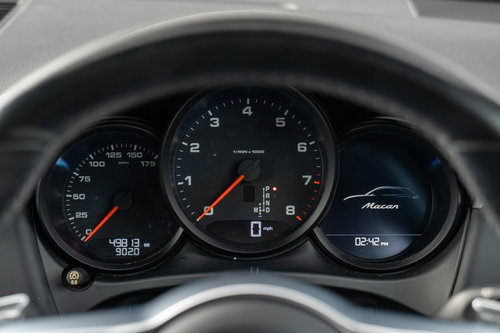 Porsche Macan 17