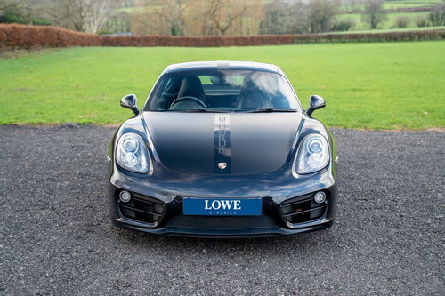 Porsche Cayman 1