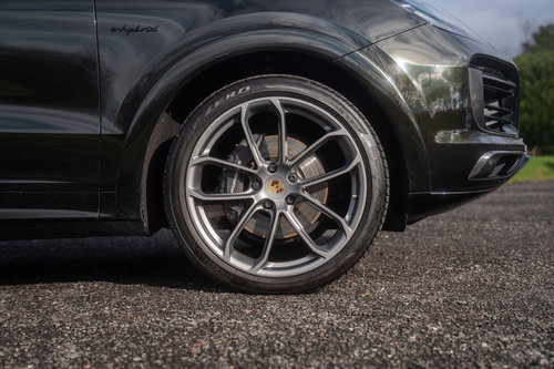 Porsche Cayenne 6
