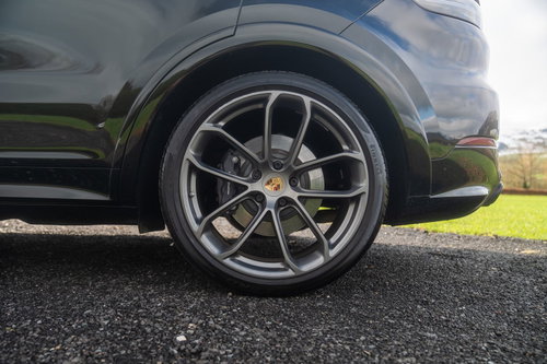 Porsche Cayenne 4
