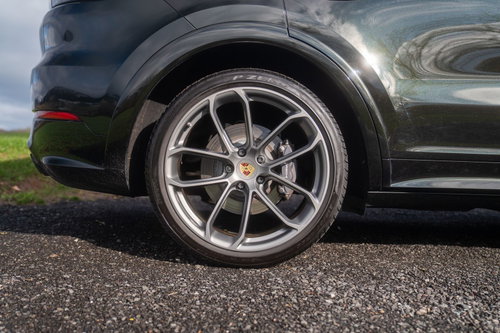 Porsche Cayenne 7