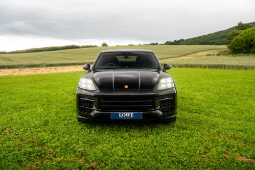 Porsche Cayenne 1