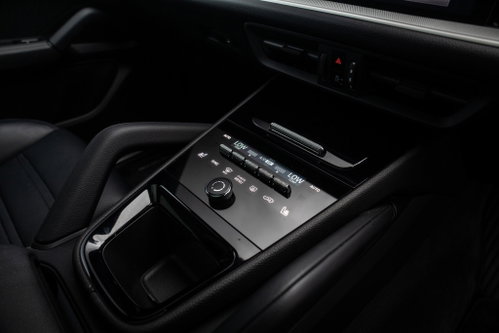 Porsche Cayenne 21