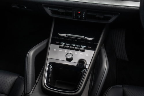 Porsche Cayenne 42