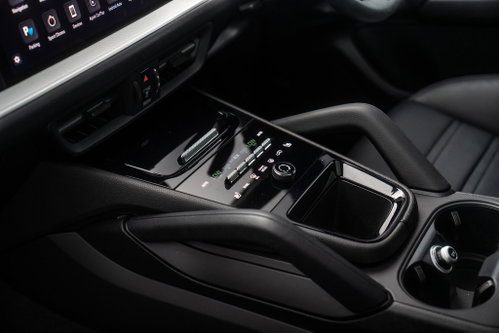 Porsche Cayenne 34