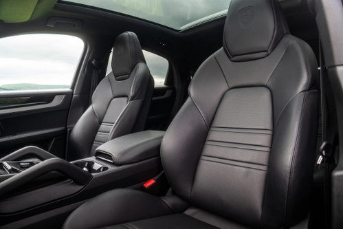 Porsche Cayenne 33