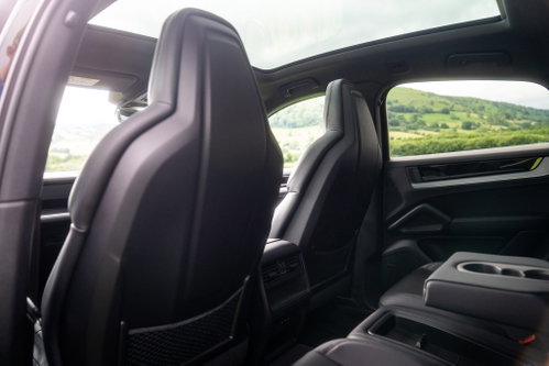 Porsche Cayenne 37