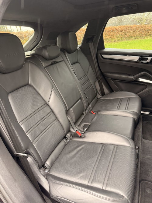 Porsche Cayenne 14