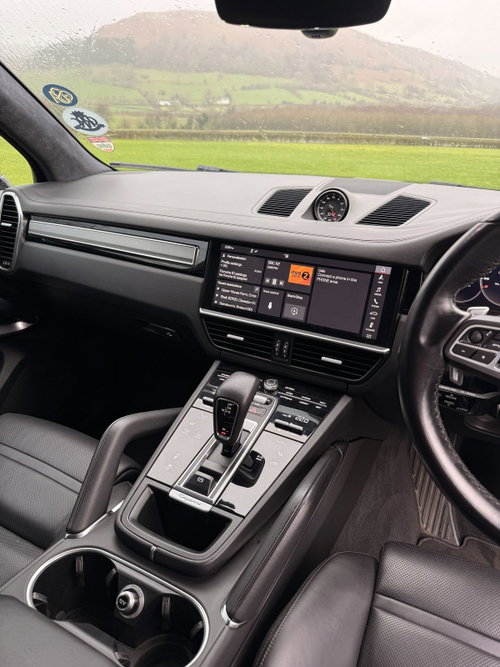 Porsche Cayenne 13