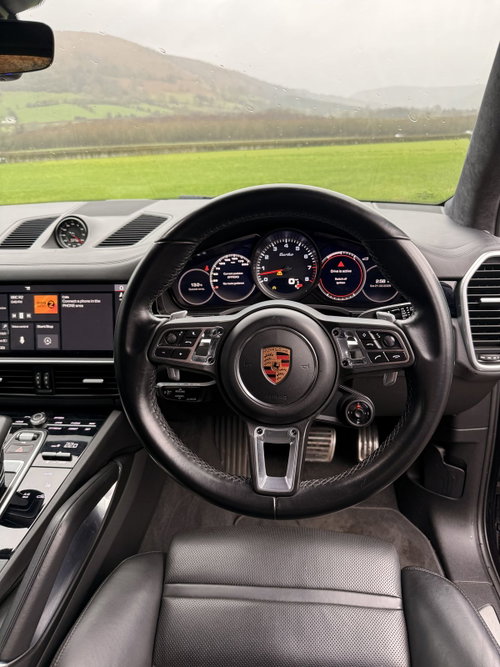 Porsche Cayenne 12
