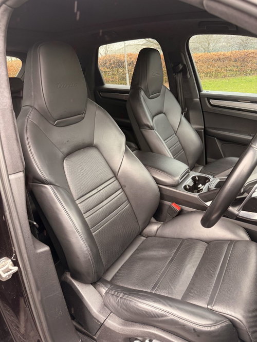 Porsche Cayenne 10