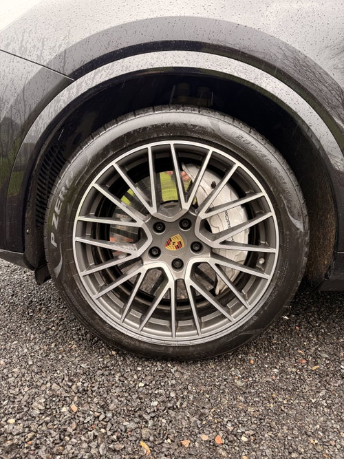 Porsche Cayenne 4