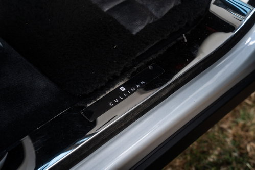 Rolls-Royce Cullinan 33