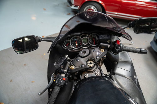 Suzuki GSX1300R Hayabusa 10