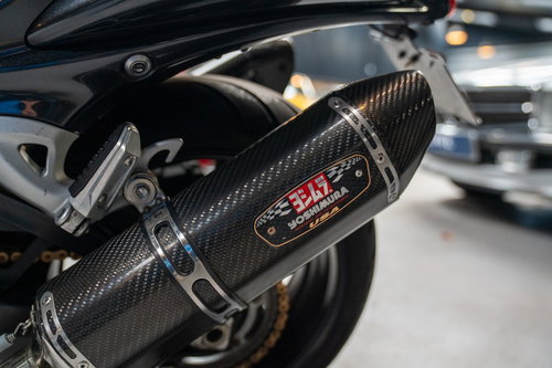 Suzuki GSX1300R Hayabusa 12