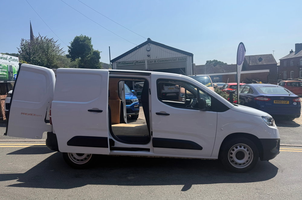 Toyota PROACE CITY