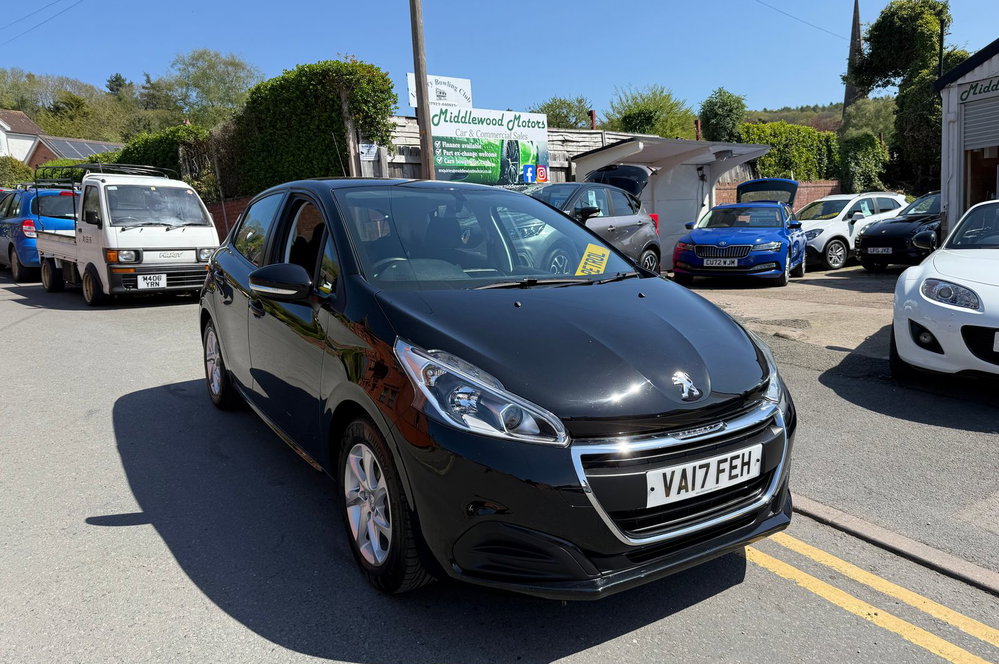 Peugeot 208