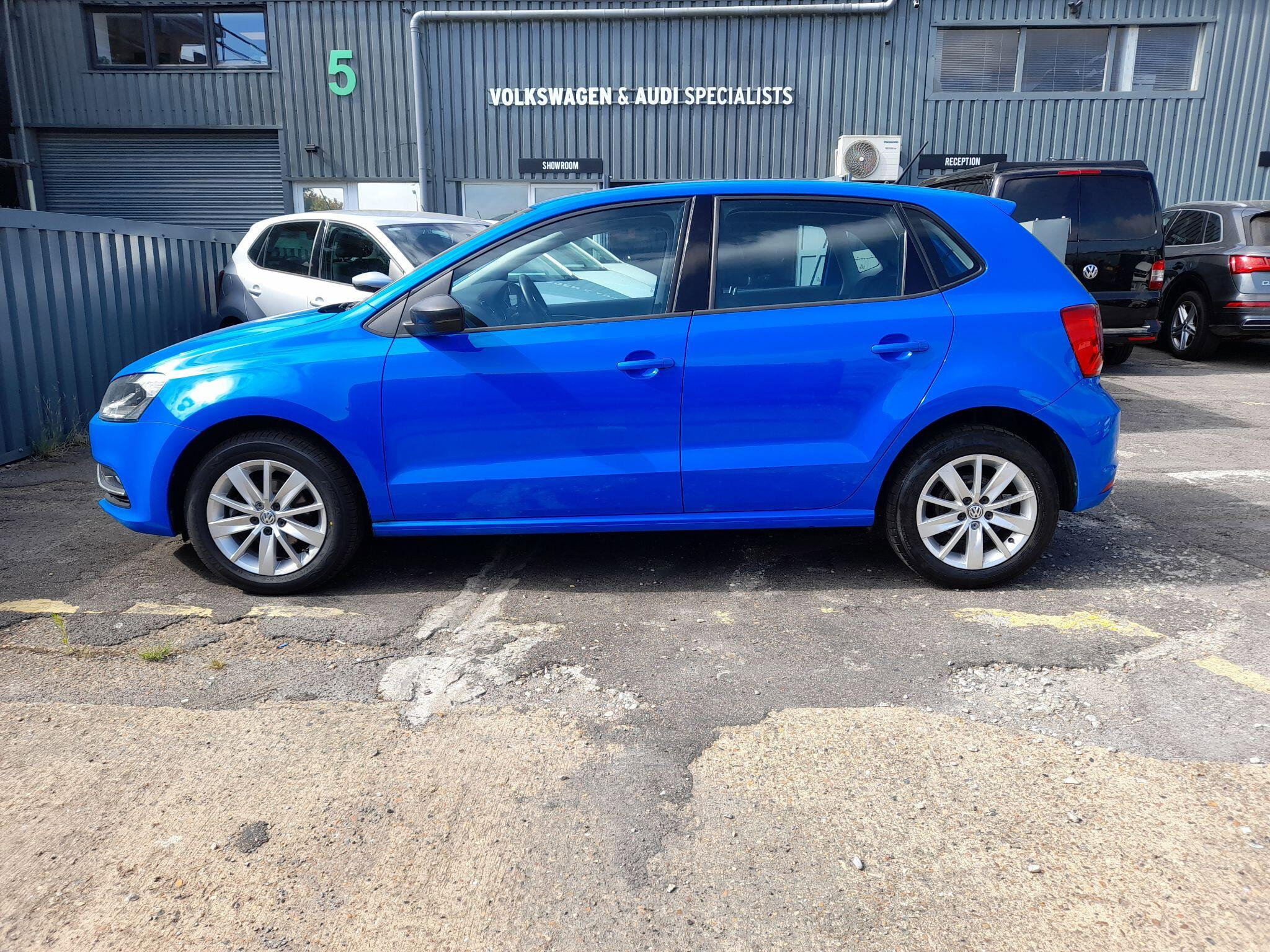 Volkswagen Polo 1.0 BlueMotion Tech SE Euro 6 (s/s) 5dr 5dr Manual 2015