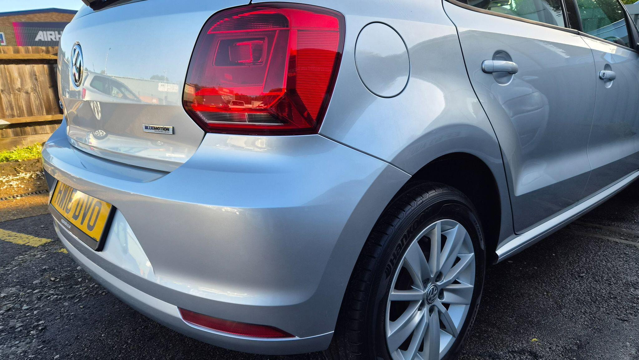 Volkswagen Polo 1.0 BlueMotion Tech SE Euro 6 (s/s) 5dr 5dr Manual 2016