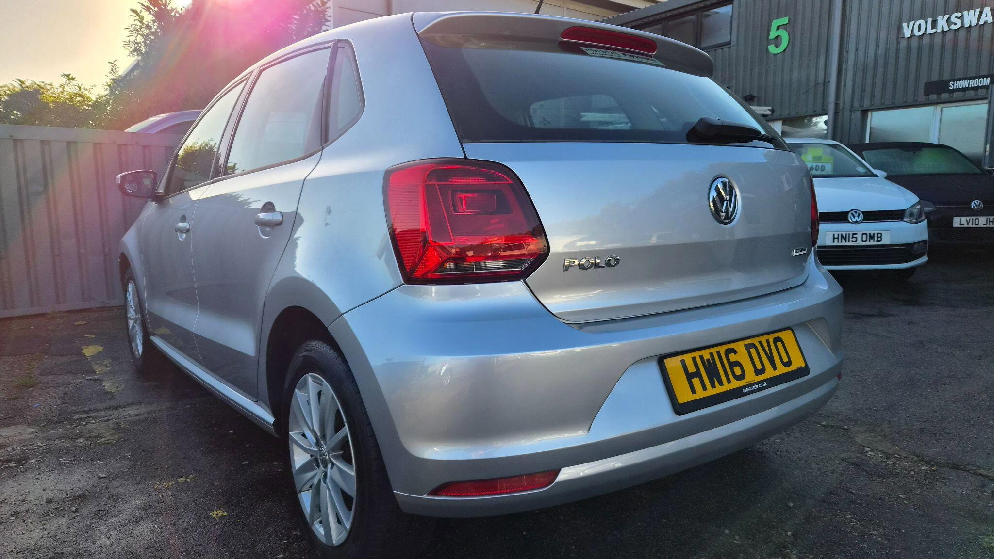 Volkswagen Polo 1.0 BlueMotion Tech SE Euro 6 (s/s) 5dr 5dr Manual 2016