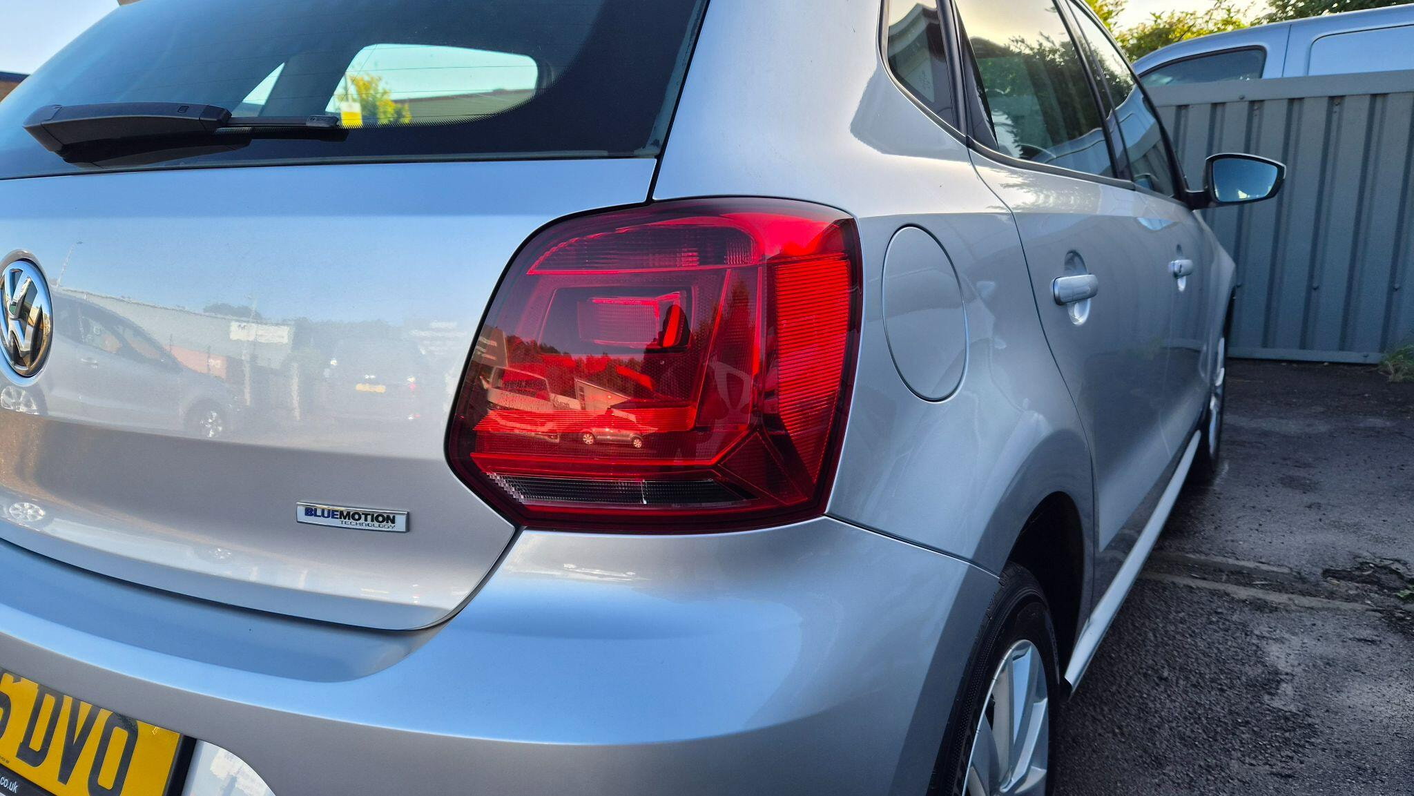 Volkswagen Polo 1.0 BlueMotion Tech SE Euro 6 (s/s) 5dr 5dr Manual 2016