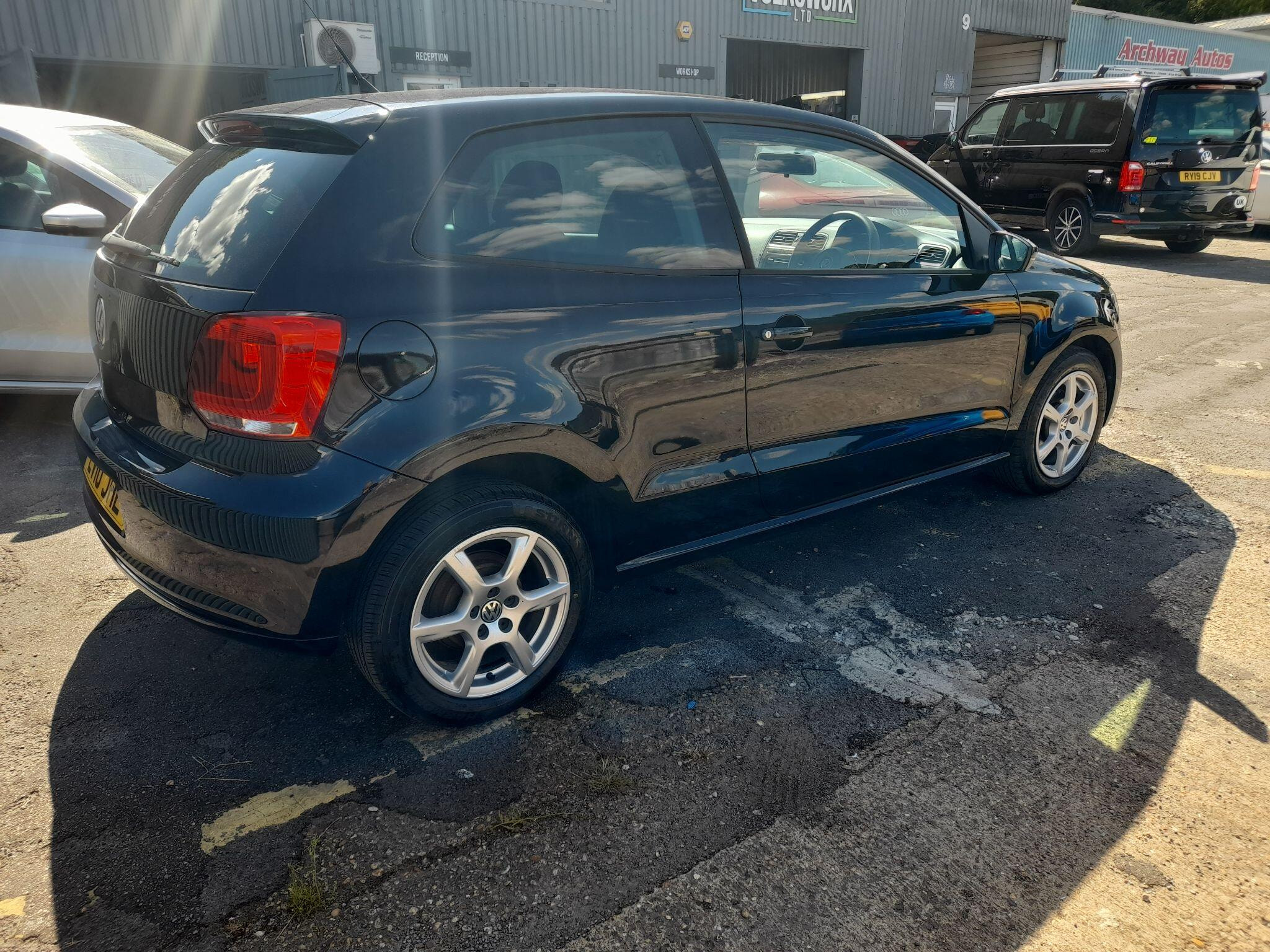 Volkswagen Polo 1.2 Moda Euro 5 3dr 3dr Manual 2010