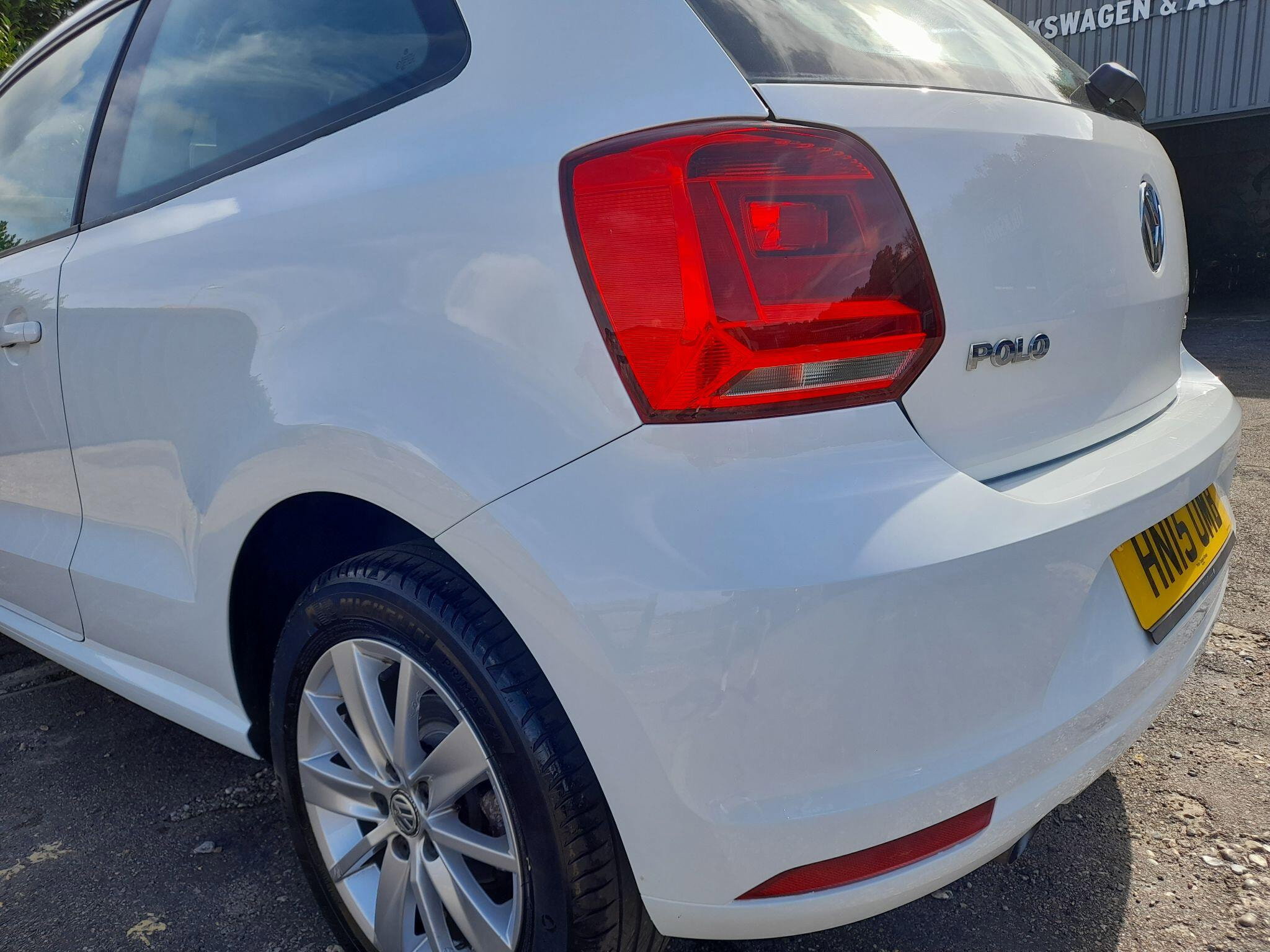 Volkswagen Polo 1.2 TSI BlueMotion Tech SE Euro 6 (s/s) 3dr 3dr Manual 2015